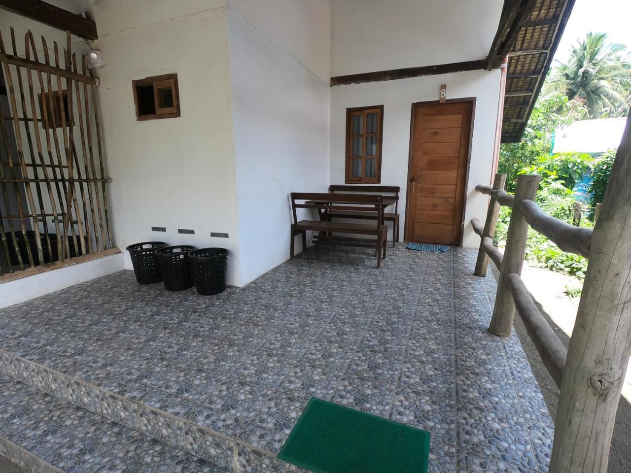 North Shore Surf Camp Hotell Baler Eksteriør bilde